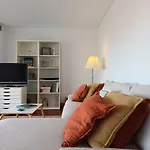 Διαμέρισμα Tasteful Getaway With Private Terrace *