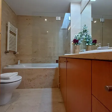 Tasteful Getaway With Private Terrace * Matosinhos (Porto)